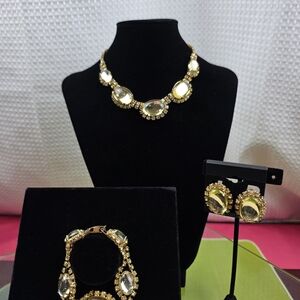 Halo Setting Sunny Yellow Jelly Demi Parure